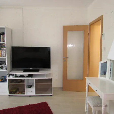 Bura & Jugo, Cres, Without Stress דירה קרס