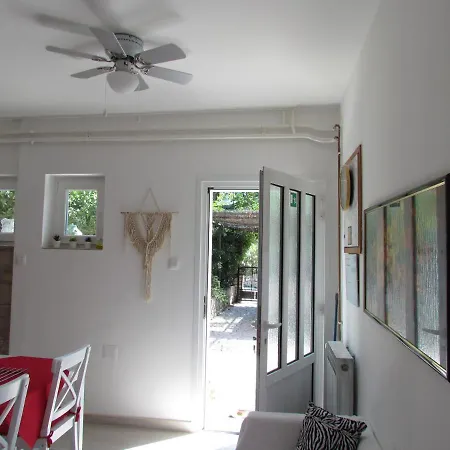 Bura & Jugo, Cres, Without Stress 公寓 *