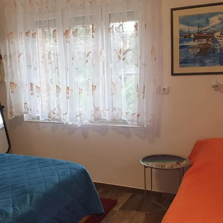 Apartments Bura & Jugo, Cres, Without Stress Apartment