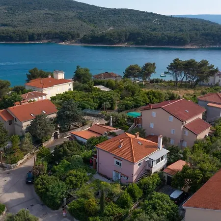 Apartments Bura & Jugo, Cres, Without Stress Cres