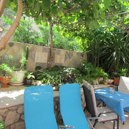 Apartments Bura & Jugo, Cres, Without Stress *