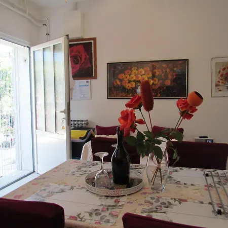 Apartment Apartments Bura & Jugo, Cres, Without Stress