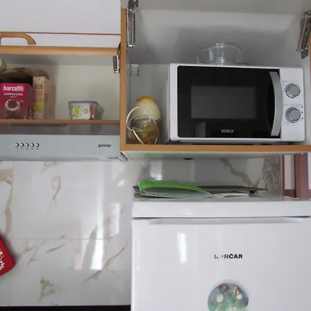 Apartment Apartments Bura & Jugo, Cres, Without Stress *