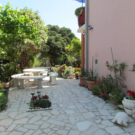 Apartments Bura & Jugo, Cres, Without Stress * Cres