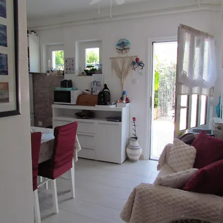 Apartments Bura & Jugo, Cres, Without Stress Apartment