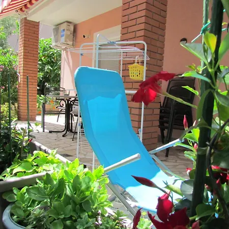 Apartments Bura & Jugo, Cres, Without Stress *