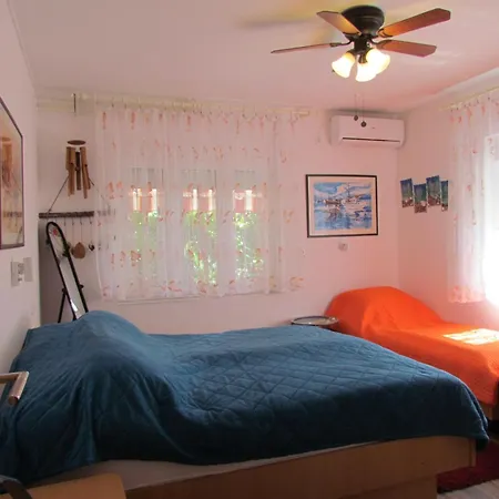 Apartments Bura & Jugo, Cres, Without Stress