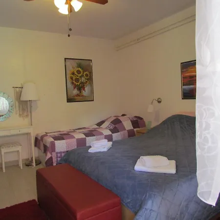 Apartment Apartments Bura & Jugo, Cres, Without Stress Cres