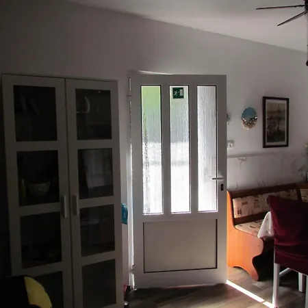 Apartments Bura & Jugo, Cres, Without Stress Apartment *