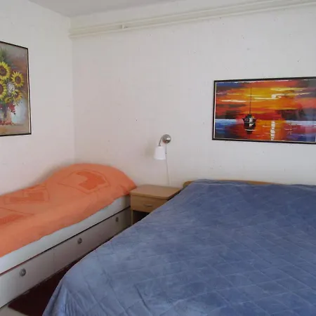 Apartman Apartments Bura & Jugo, Cres, Without Stress *