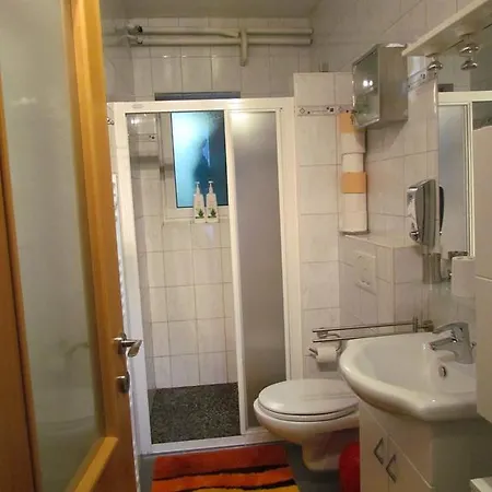 Apartman Apartments Bura & Jugo, Cres, Without Stress *